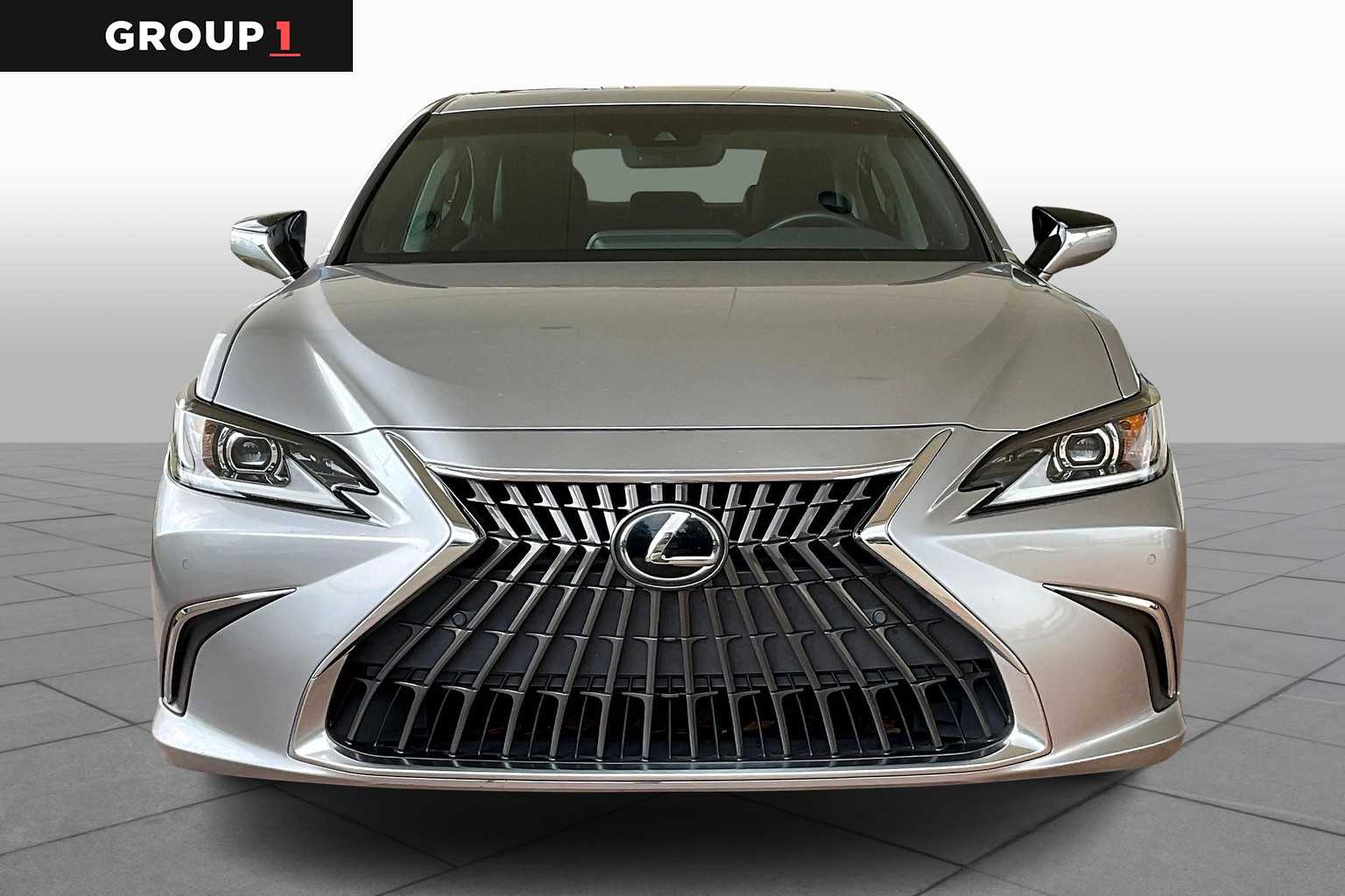 2022 Lexus ES 350 photo 3