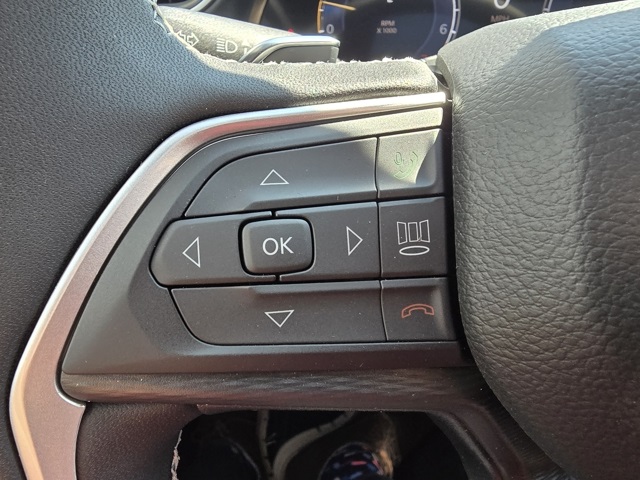 2025 Jeep Grand Cherokee Altitude photo 8