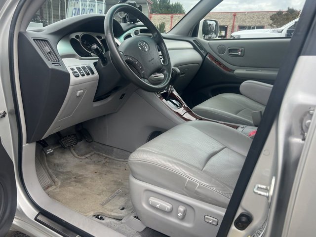 2004 Toyota Highlander Limited photo 19