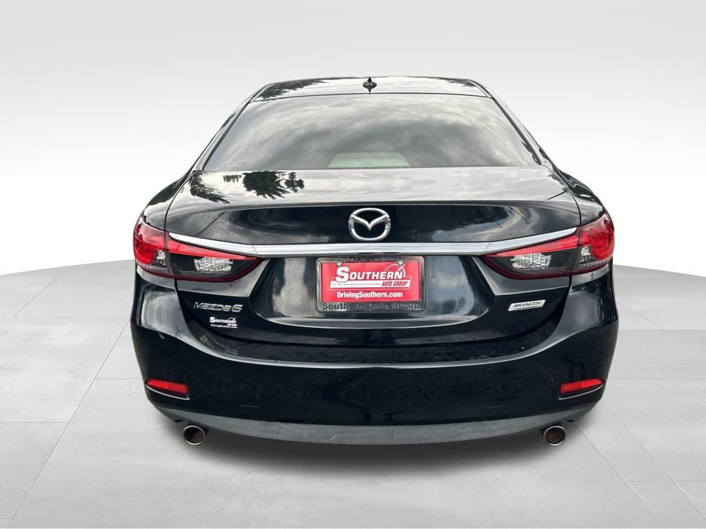 2016 Mazda Mazda6 Touring photo 4