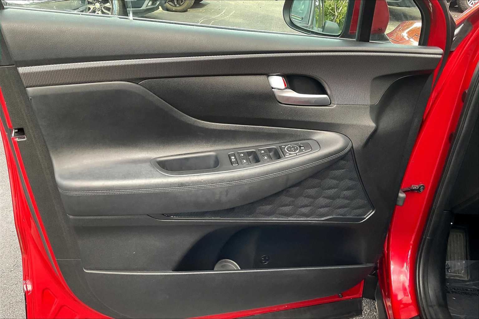 2019 Hyundai Santa Fe SE photo 22