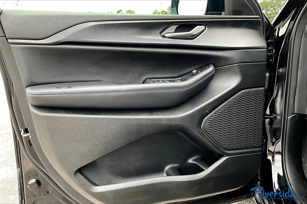 2025 Jeep Grand Cherokee Altitude X photo 18