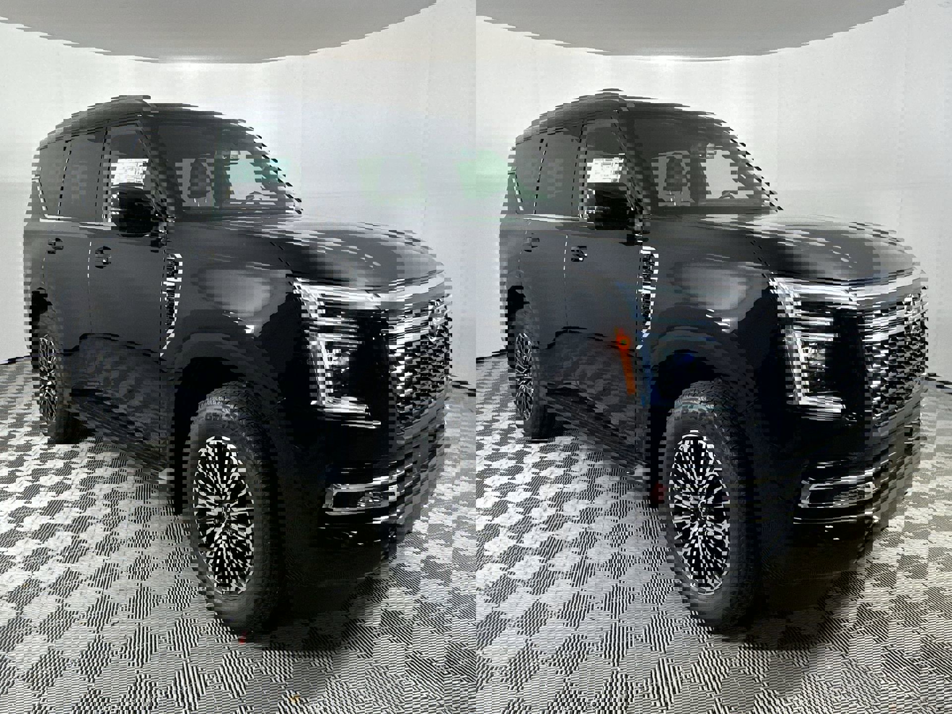 2025 Nissan Armada SL photo 2