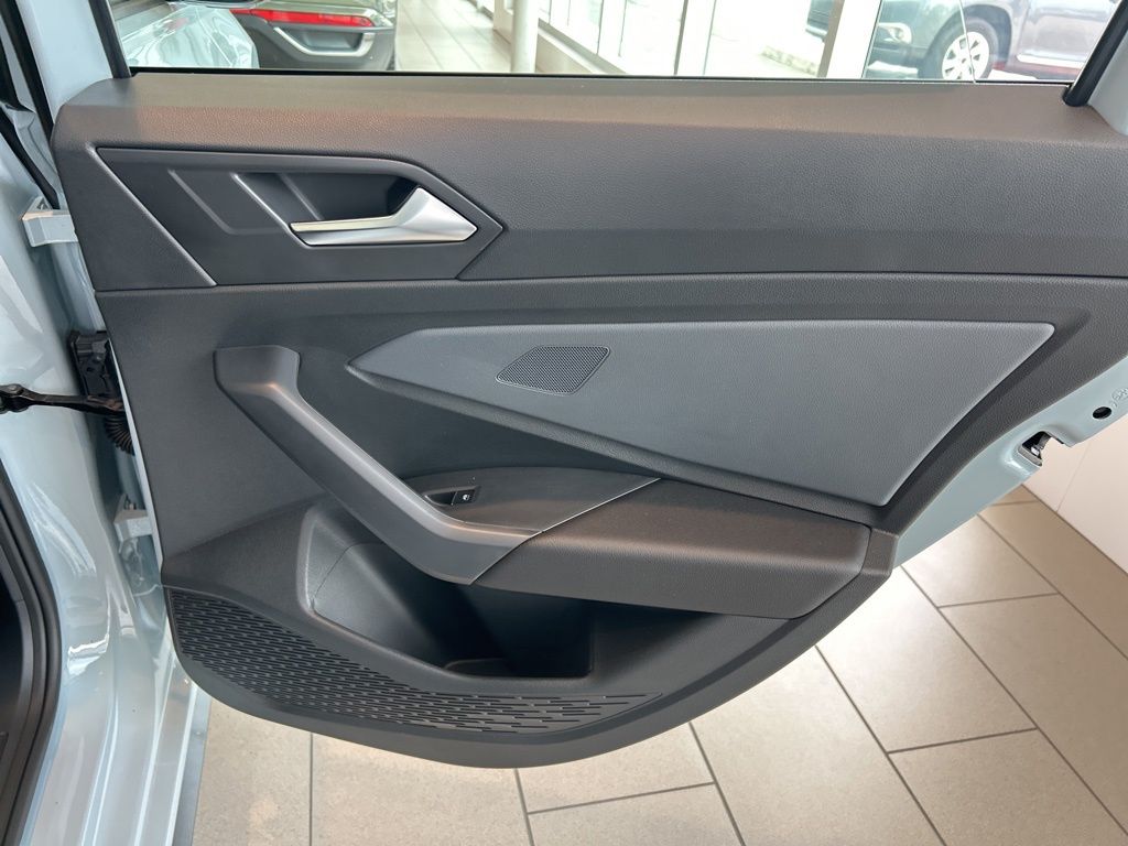 2025 Volkswagen Jetta GLI 2.0T Autobahn photo 38
