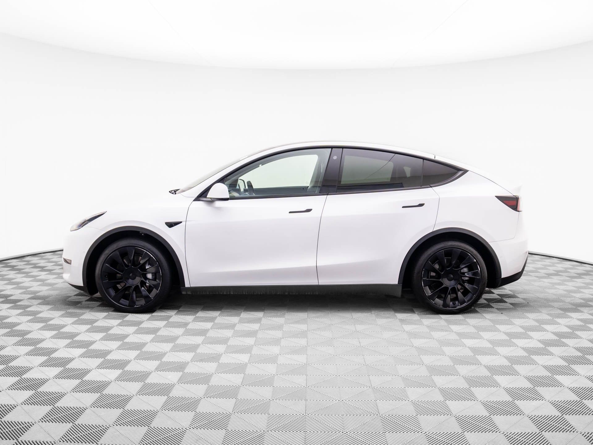 2021 Tesla Model Y Long Range photo 4