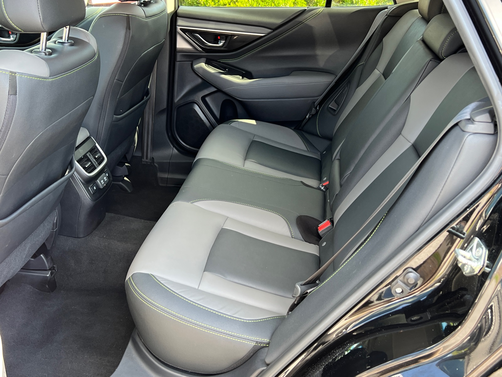 2020 Subaru Outback Onyx Edition XT photo 16