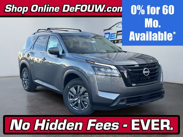 2025 Nissan Pathfinder SV's photo