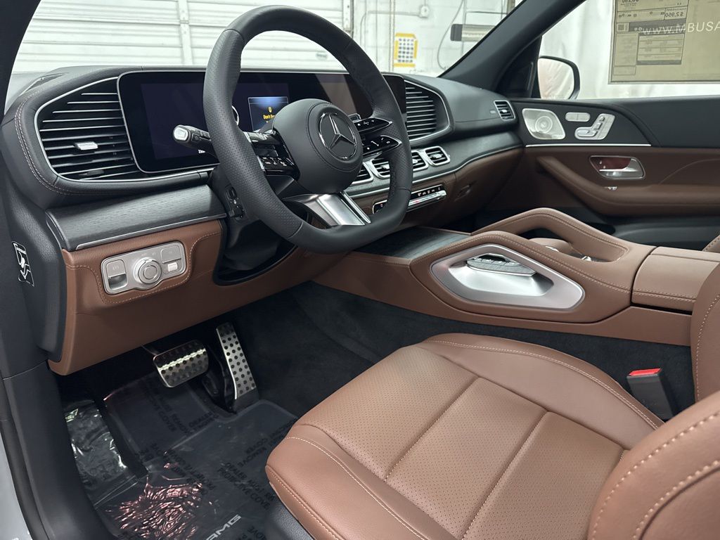 2026 Mercedes Benz GLS 450 4MATIC photo 11