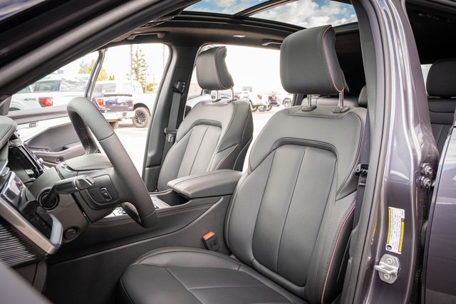 2025 Jeep Wagoneer S Launch Edition photo 13