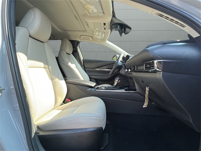 2025 Mazda CX-30 2.5 S Preferred photo 15