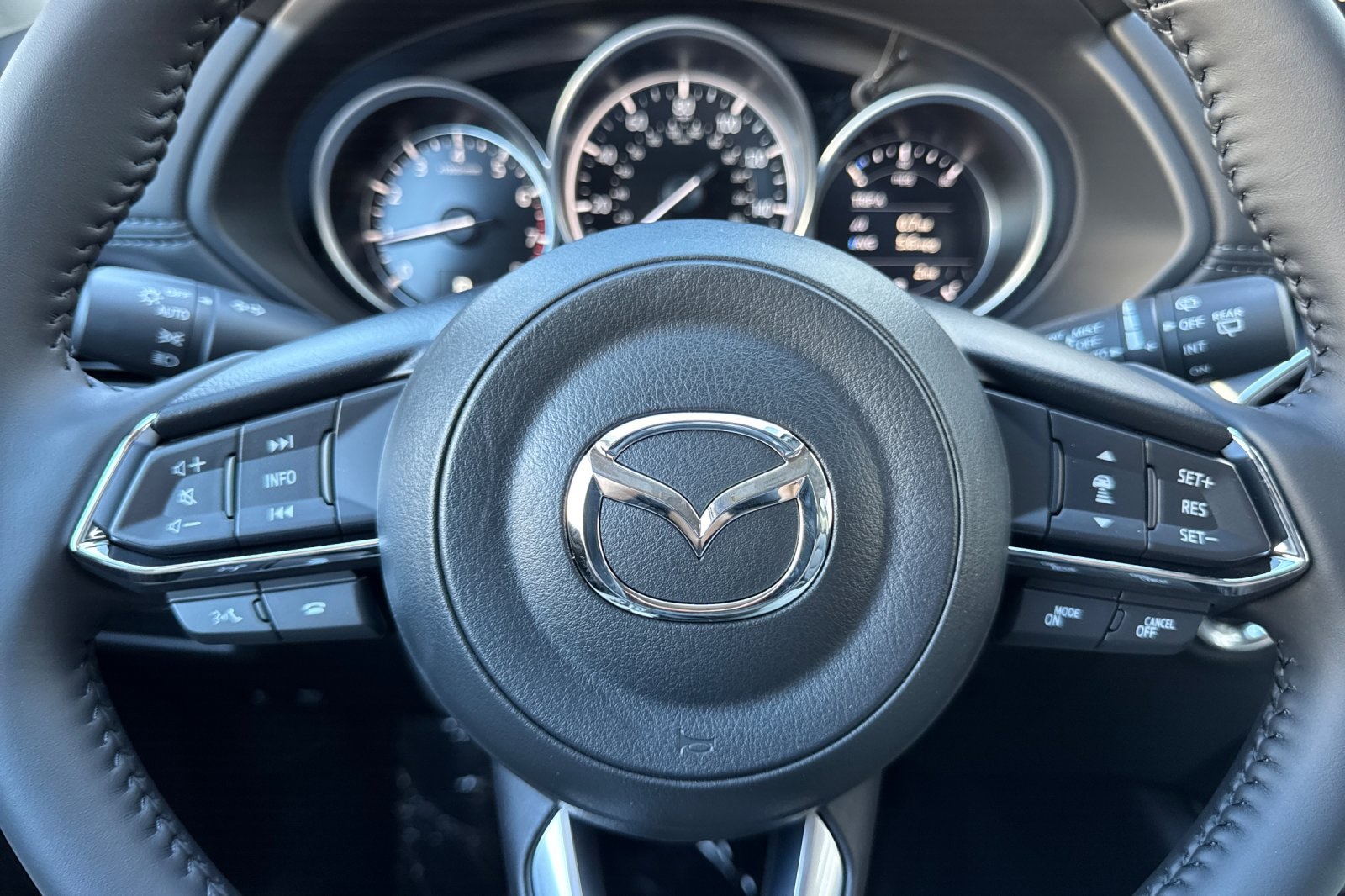 2025 Mazda CX-5 2.5 Select photo 24