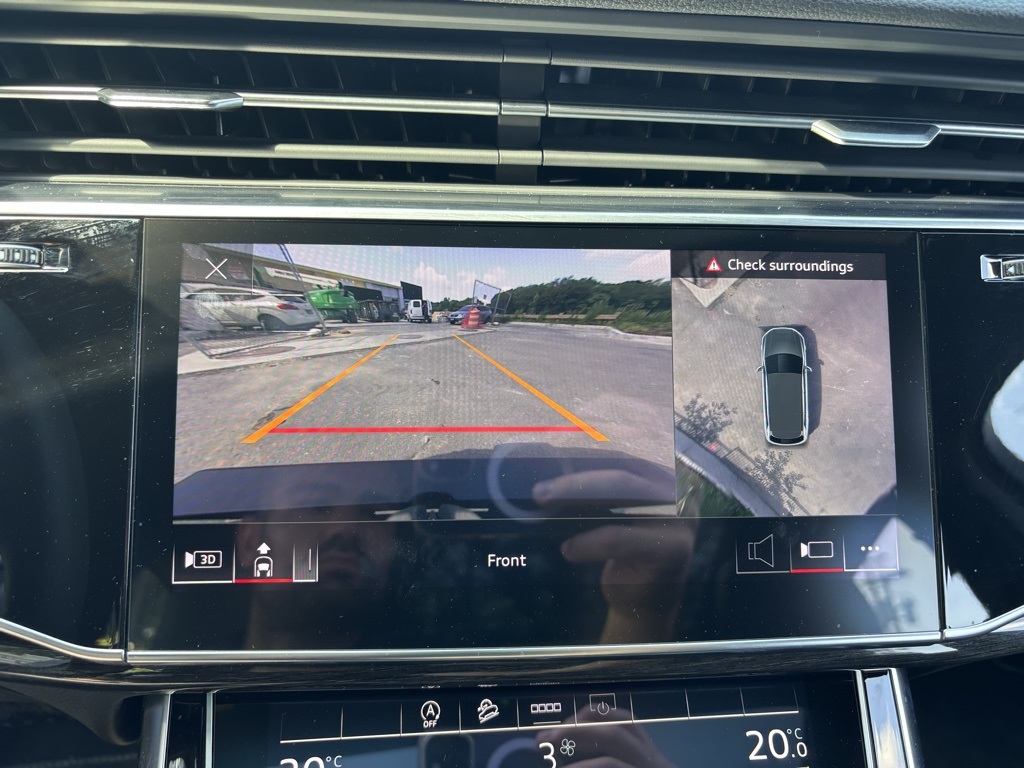 2025 Audi Q7 55 Premium Plus photo 24