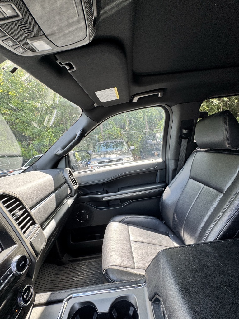 2021 Ford Expedition XLT photo 12