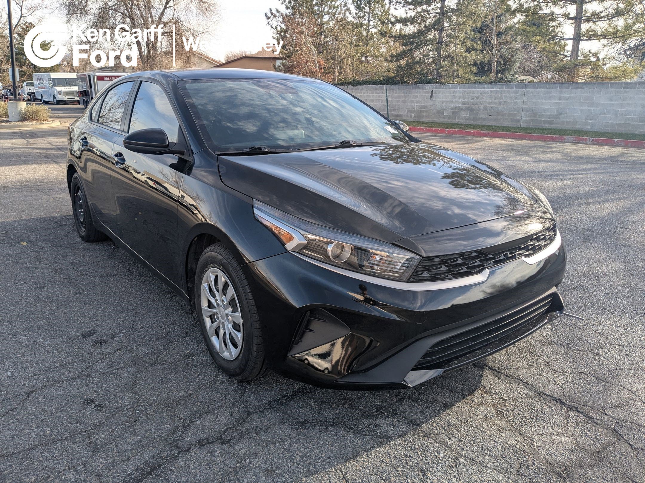 2023 Kia Forte LX's photo
