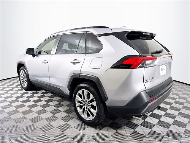 2021 Toyota RAV4 Limited photo 3