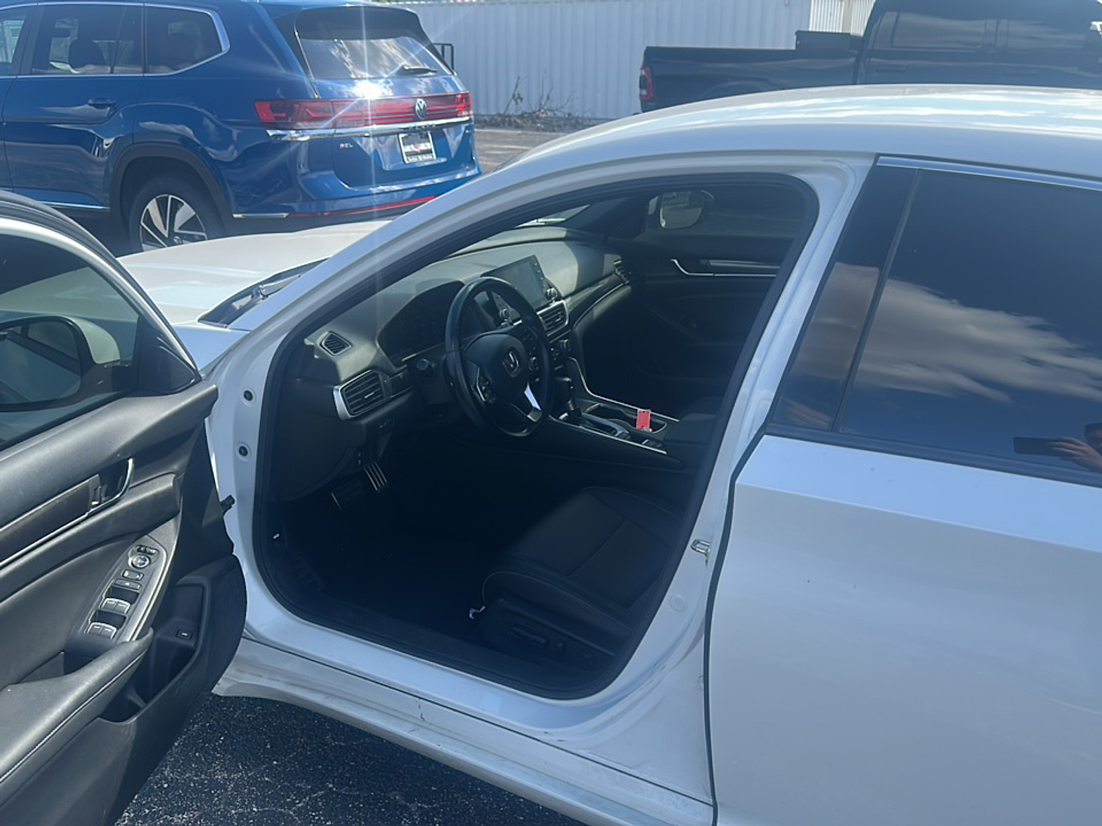 2020 Honda Accord Sport photo 2