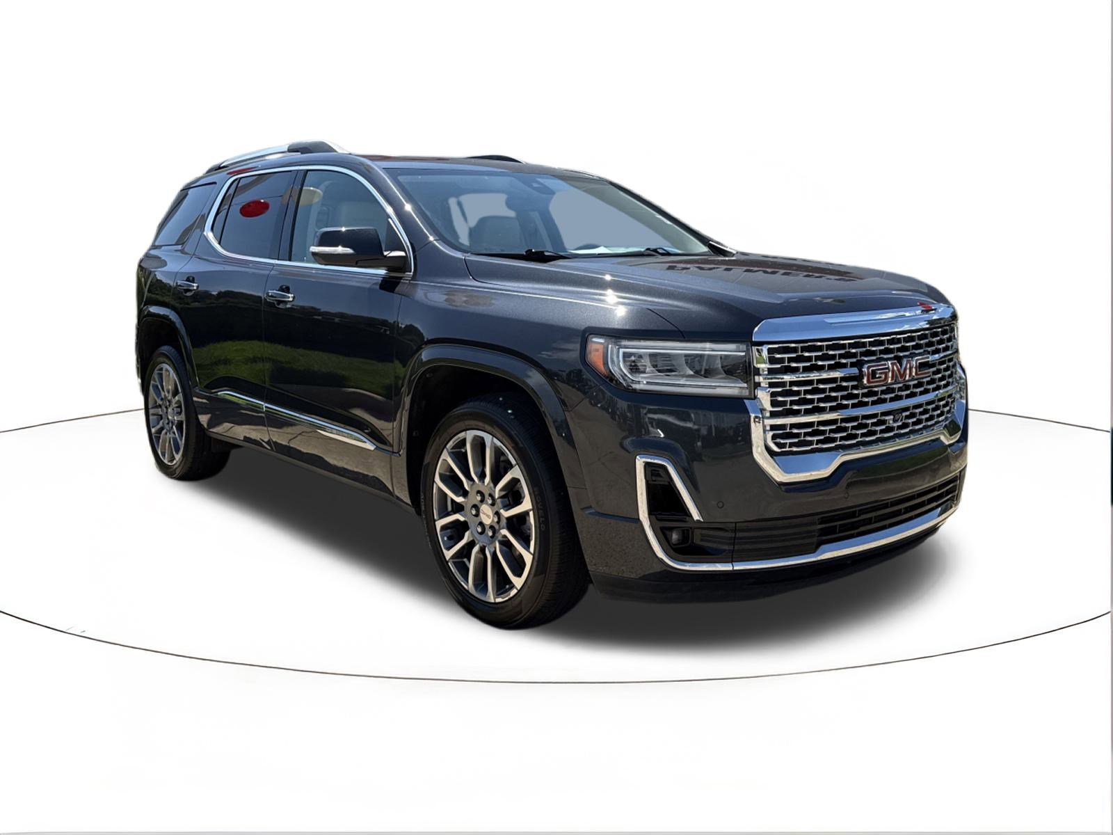 2022 GMC Acadia Denali's photo