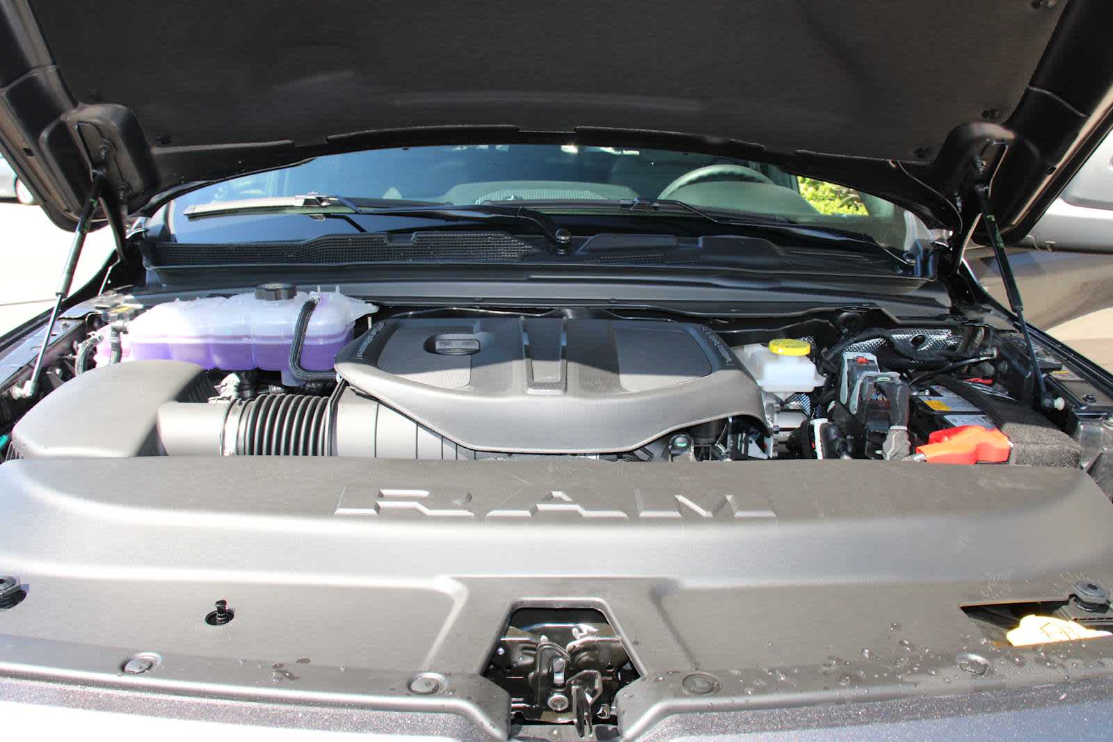 2025 Ram 1500 Tradesman photo 44
