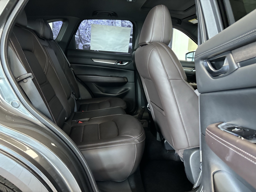 2025 Mazda CX-5 2.5 Turbo Signature photo 18