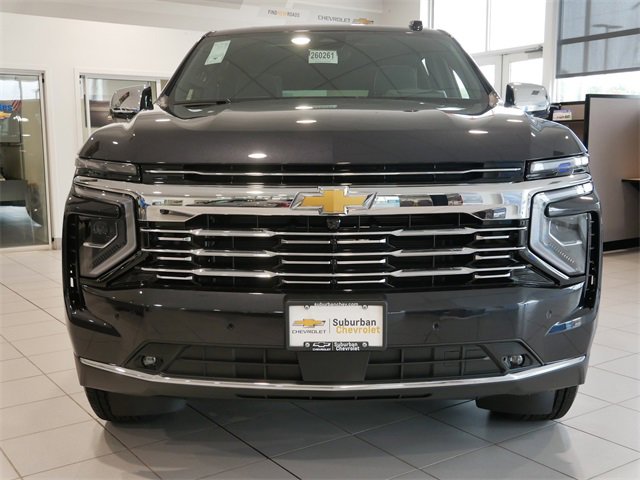 2026 Chevrolet Suburban Premier photo 2