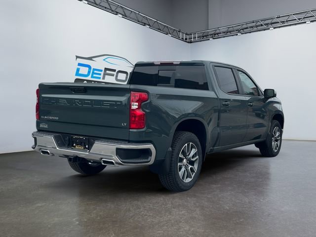 2025 Chevrolet Silverado 1500 LT photo 3