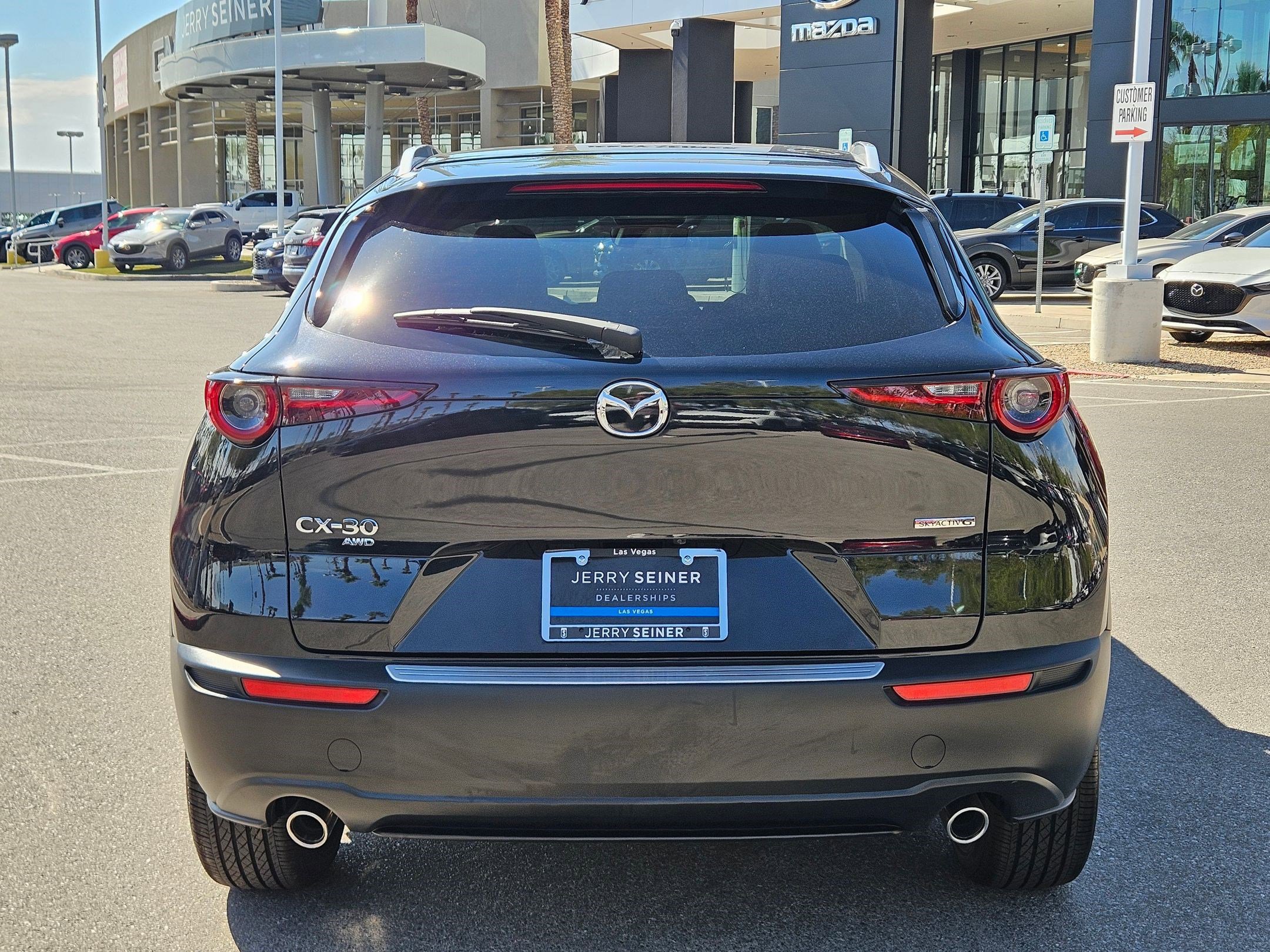 2025 Mazda CX-30 2.5 S Preferred photo 4