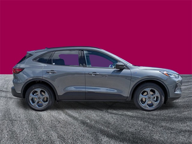 2025 Ford Escape Hybrid ST-Line photo 3