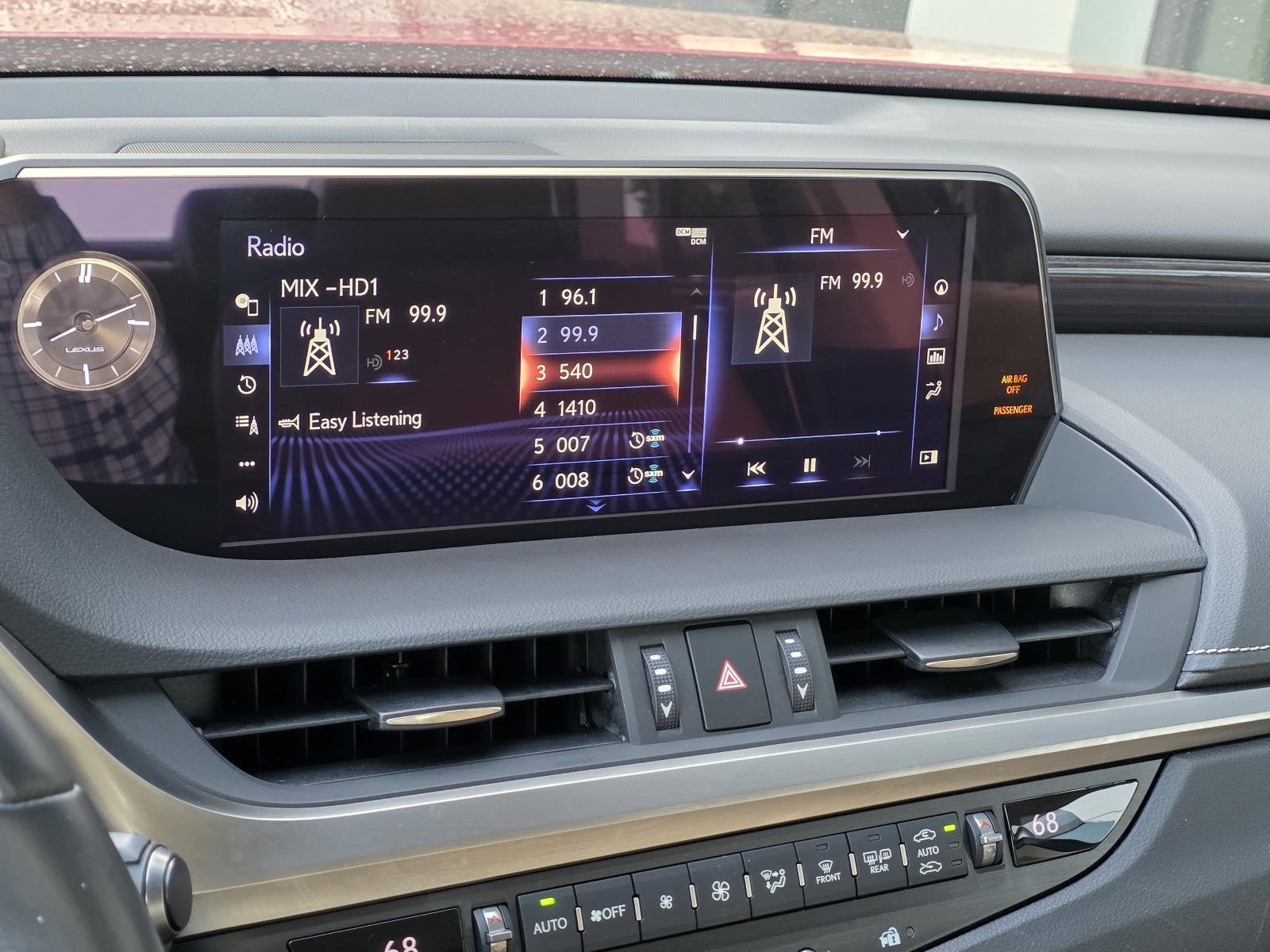 2020 Lexus ES 350 Ultra Luxury photo 18