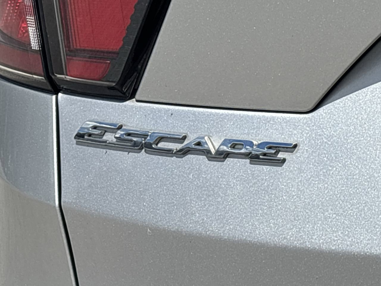 2017 Ford Escape S photo 9