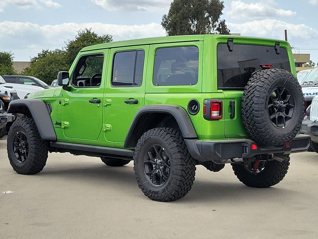 2025 Jeep Wrangler Willys photo 13