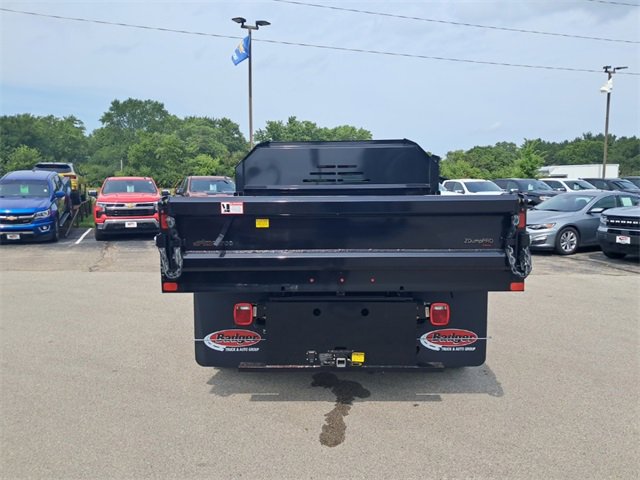 2025 Chevrolet Silverado 3500HD photo 6