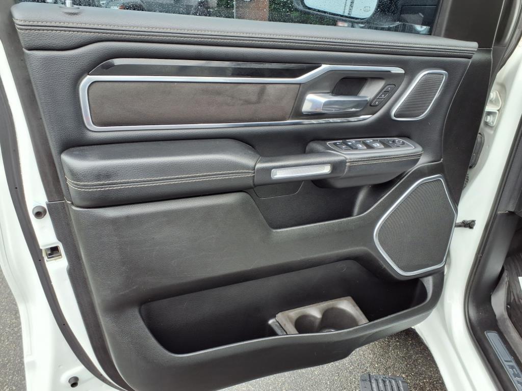 2022 Ram 1500 Laramie photo 6