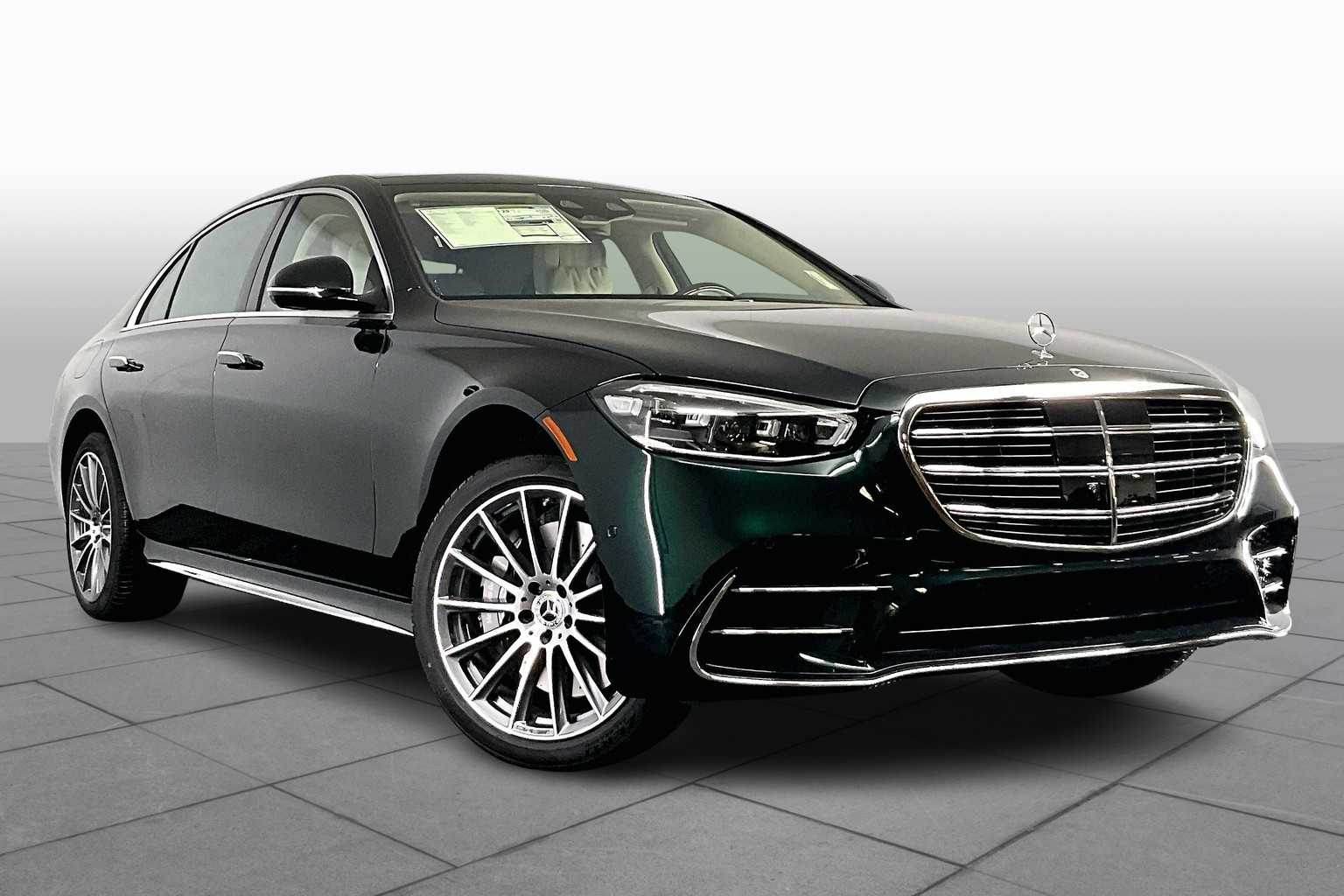 2026 Mercedes Benz S 580 4MATIC photo 2