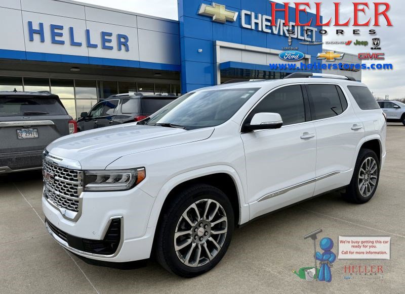 2023 GMC Acadia Denali's photo