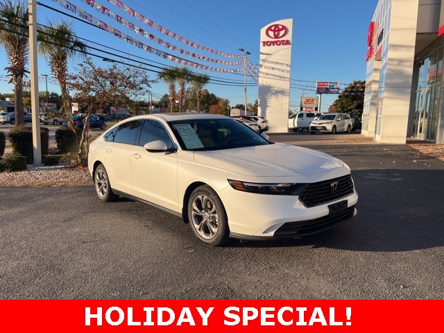 2024 Honda Accord EX's photo