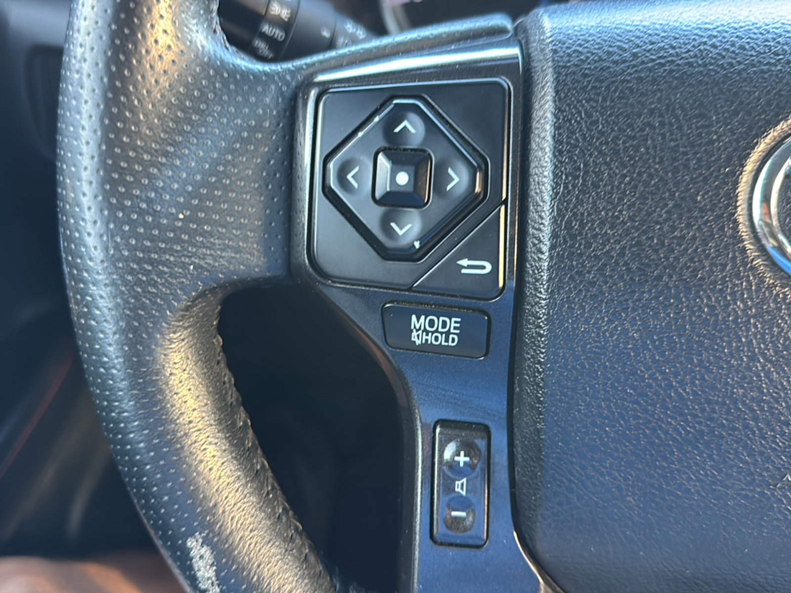 2016 Toyota 4Runner TRD Pro photo 38