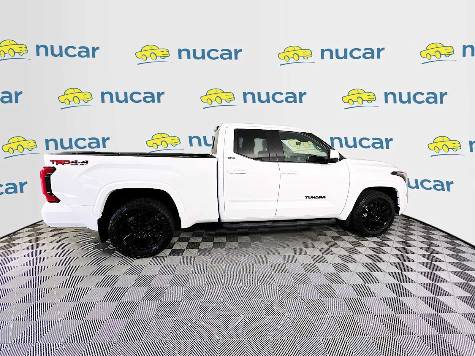 2022 Toyota Tundra SR5 photo 4