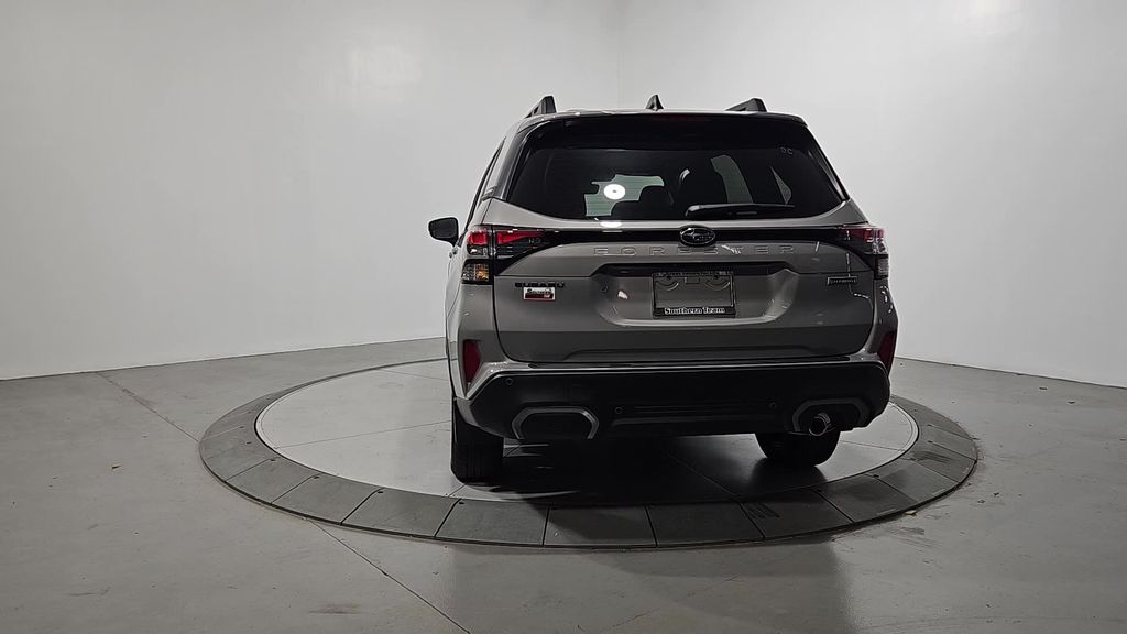 2025 Subaru Forester Limited photo 3