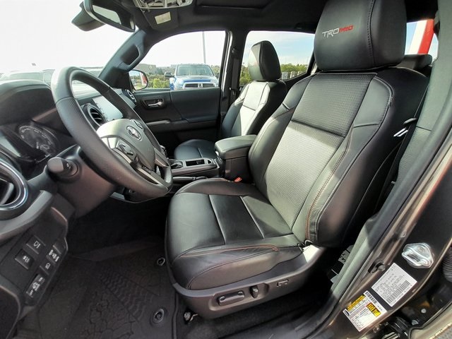 2023 Toyota Tacoma SR5 photo 35