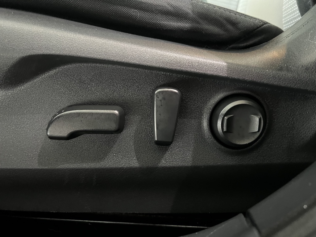 2020 Subaru Outback Premium photo 19