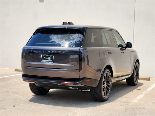 2025 Land Rover Range Rover SE photo 4