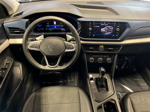 2022 Volkswagen Taos SE photo 17
