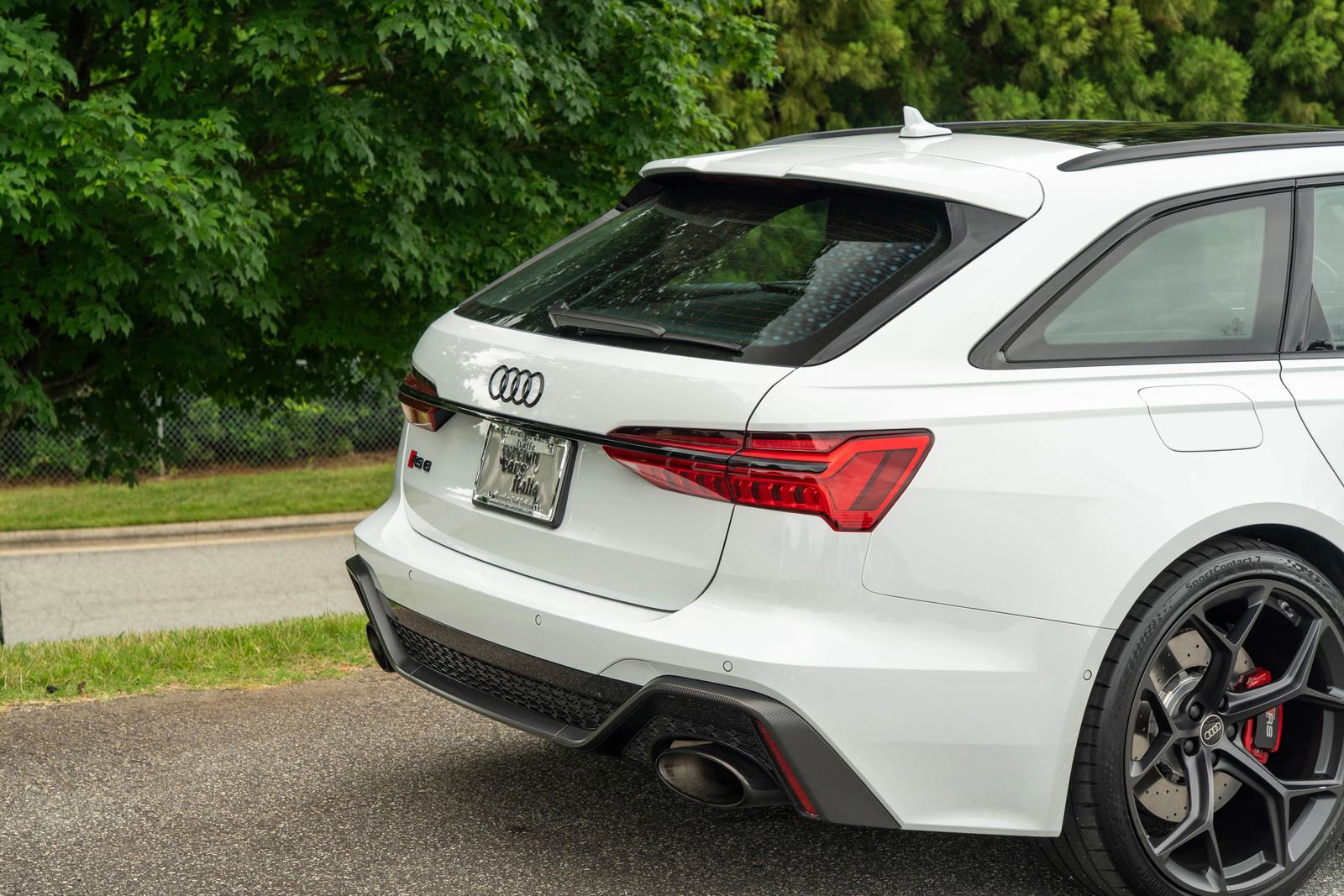 2024 Audi RS 6 Avant Performance photo 11