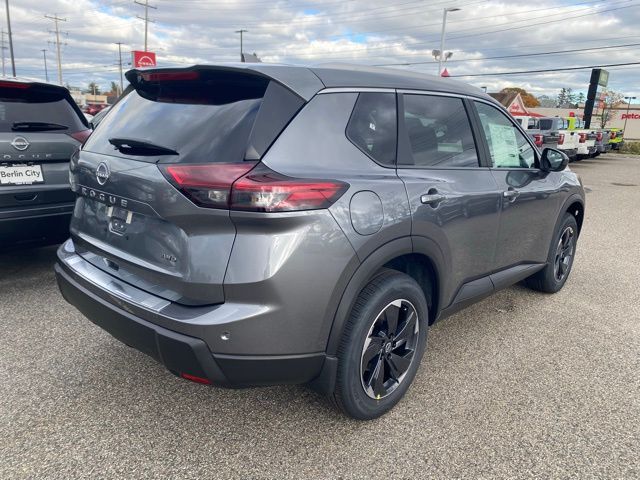 2026 Nissan Rogue SV photo 2