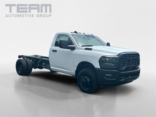 2025 RAM Ram 3500 Chassis Cab Tradesman's photo