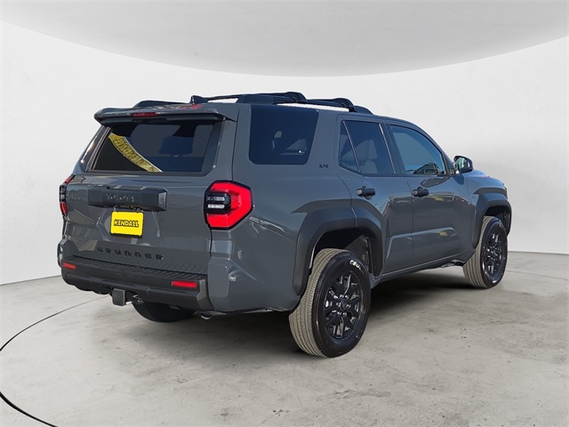 2025 Toyota 4Runner SR5 photo 4