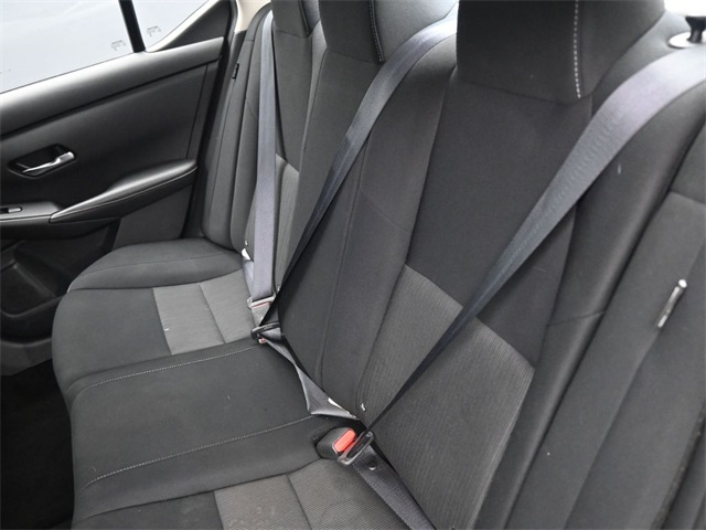2023 Nissan Sentra SV photo 6