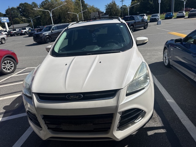 2016 Ford Escape Titanium photo 2
