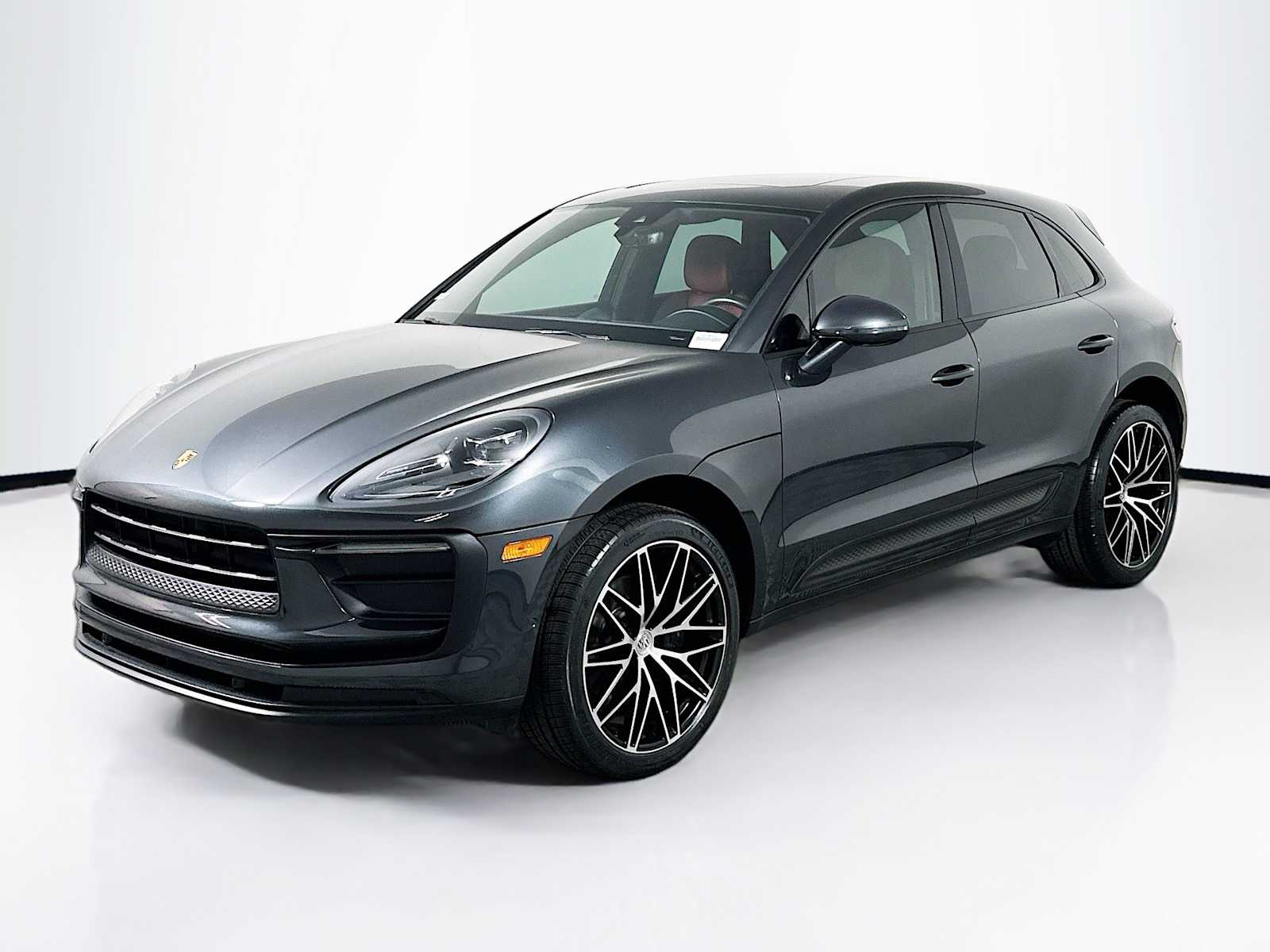 2022 Porsche Macan Base
