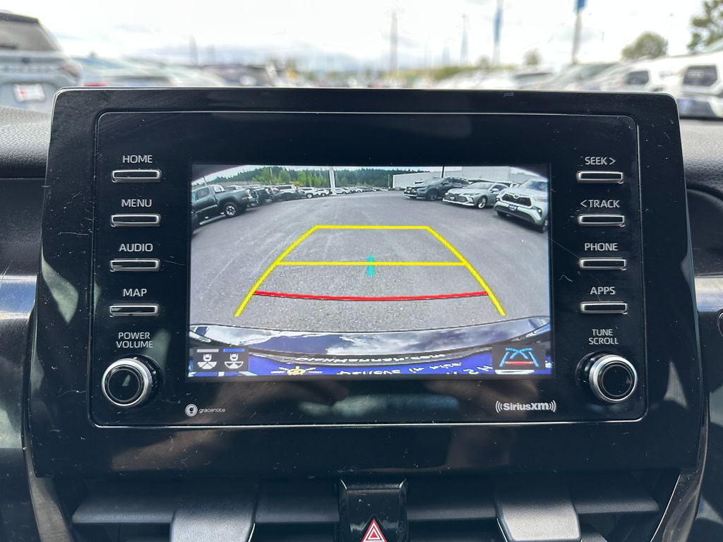2021 Toyota Camry LE photo 17